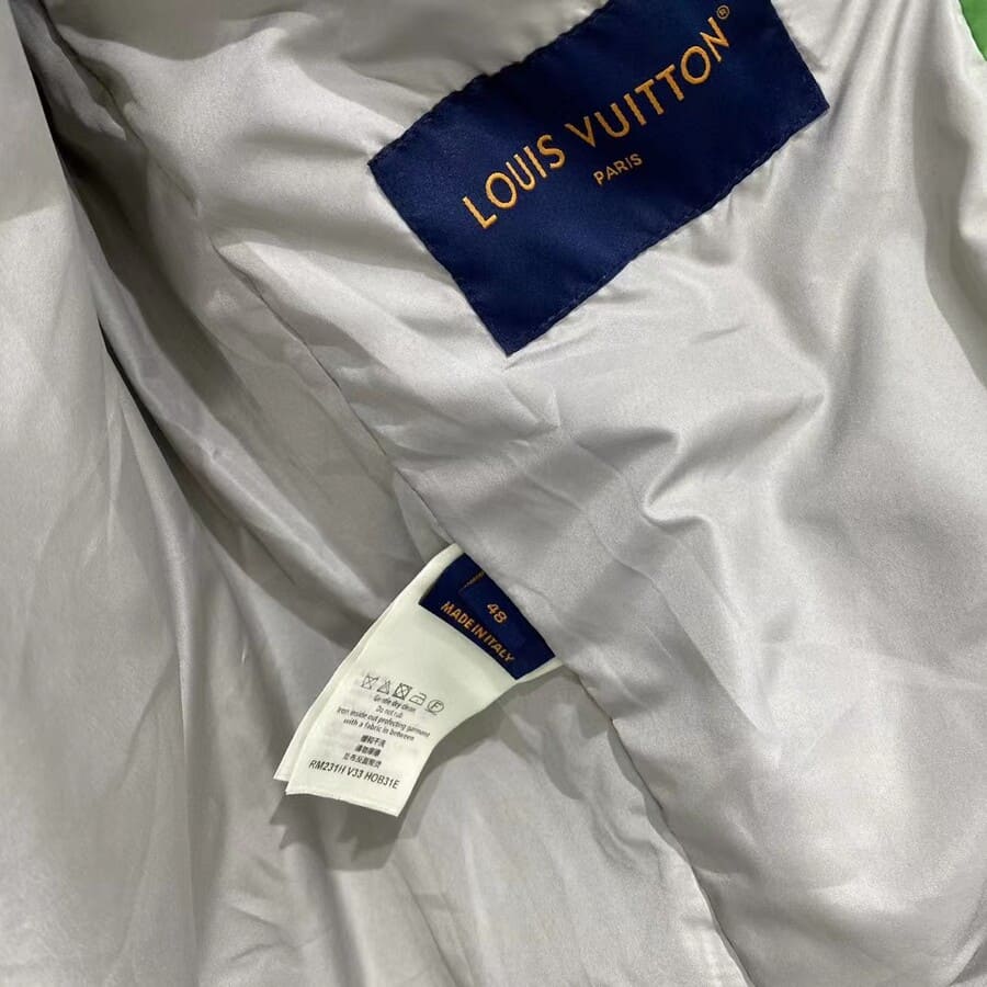 Jaqueta Louis Vuitton Patchworked Portrait Puffer - HYPER LIST