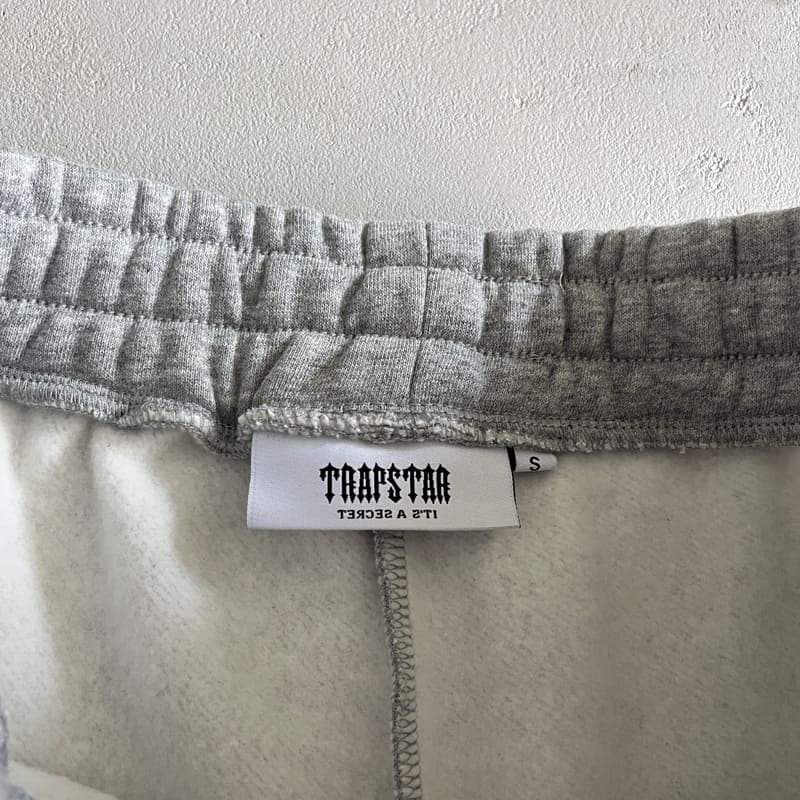 Conjunto Trapstar Irongate T Tech Zip Grey - HYPER LIST