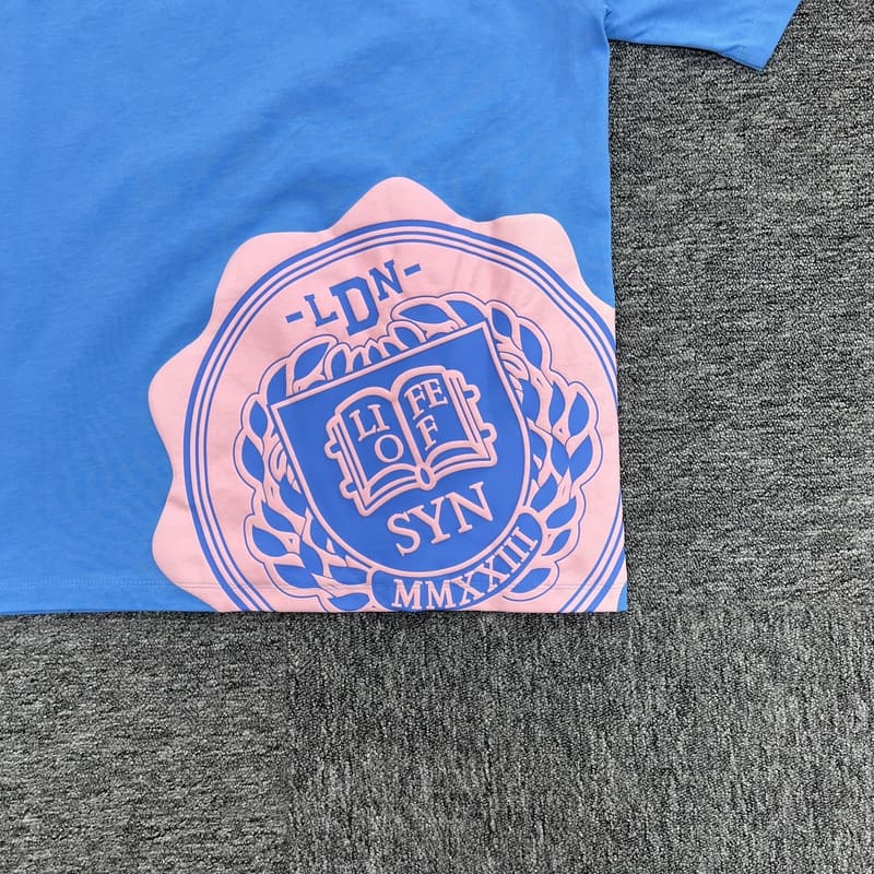 Camiseta Syna World College Azul Claro - HYPER LIST