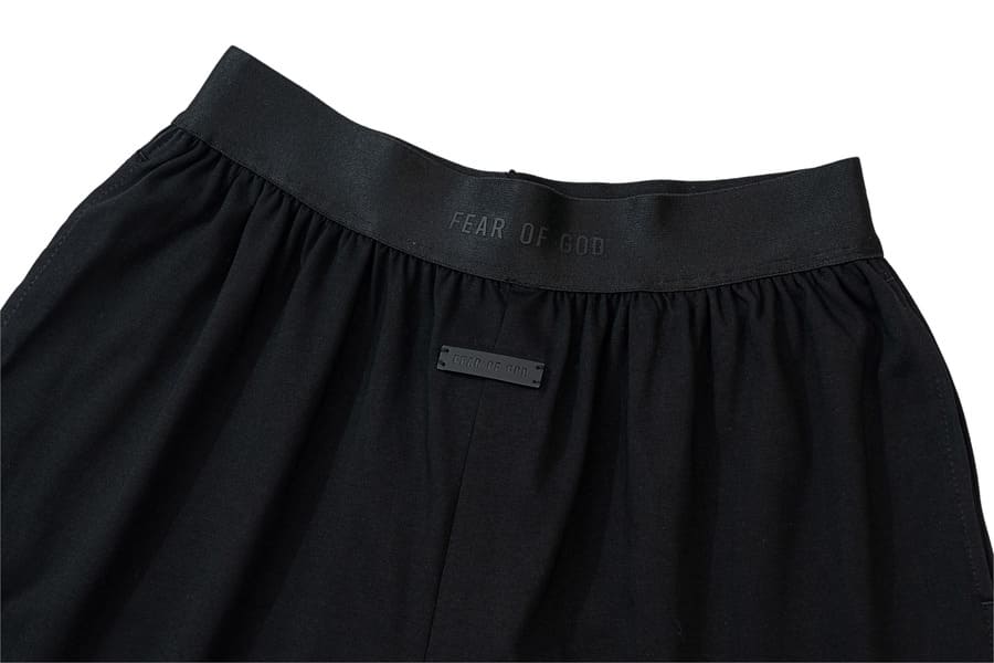 Shorts Fear Of God Essentials Preto - HYPER LIST