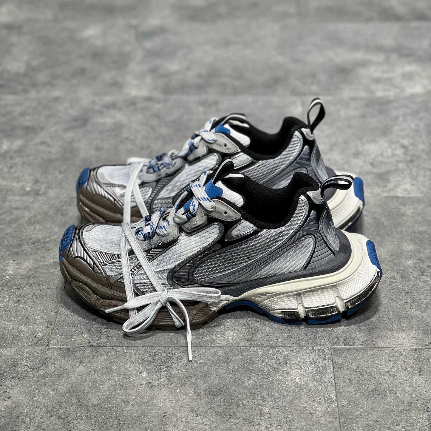 Balenciaga 3XL Blue - HYPER LIST