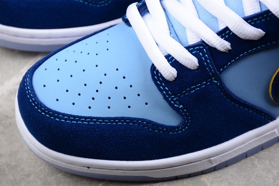 Nike SB Dunk Low The Predatory Bird - HYPER LIST