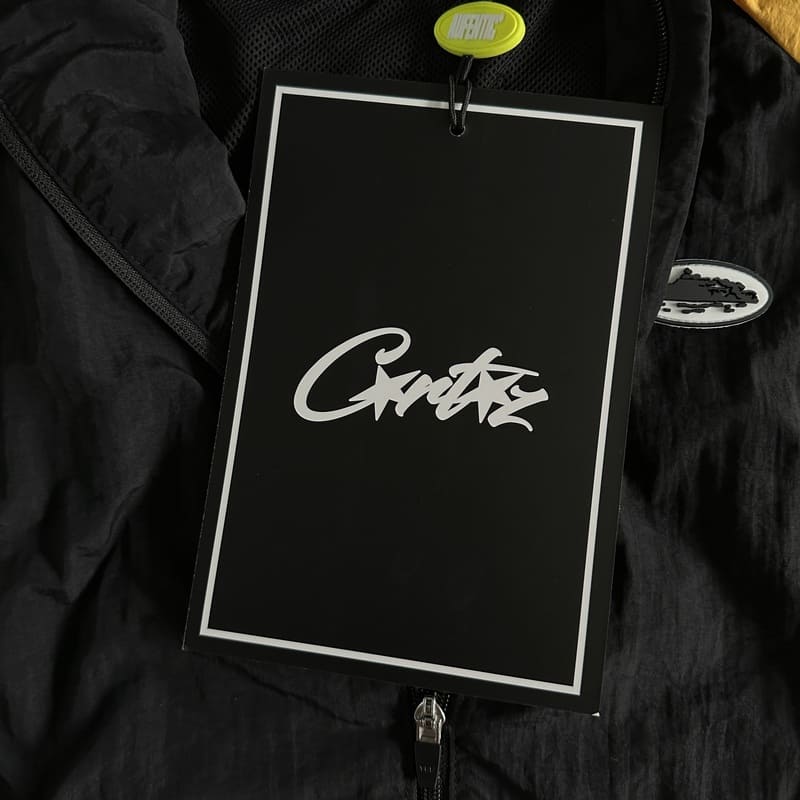 Jaqueta Corta Vento Corteiz Preto Amarelo - HYPER LIST