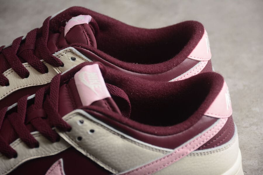 Nike Dunk Low Premium Valentine's Day - HYPER LIST