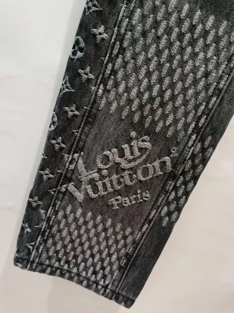 Calça Louis Vuitton x Nigo Giant Damier Waves MNGM - HYPER LIST