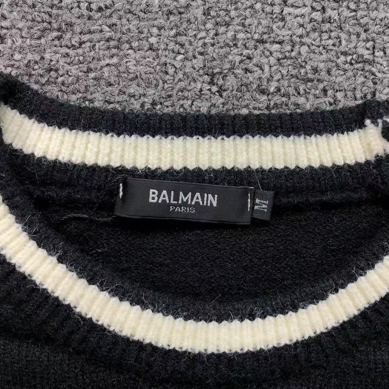 Balmain Paris Sweater H0001