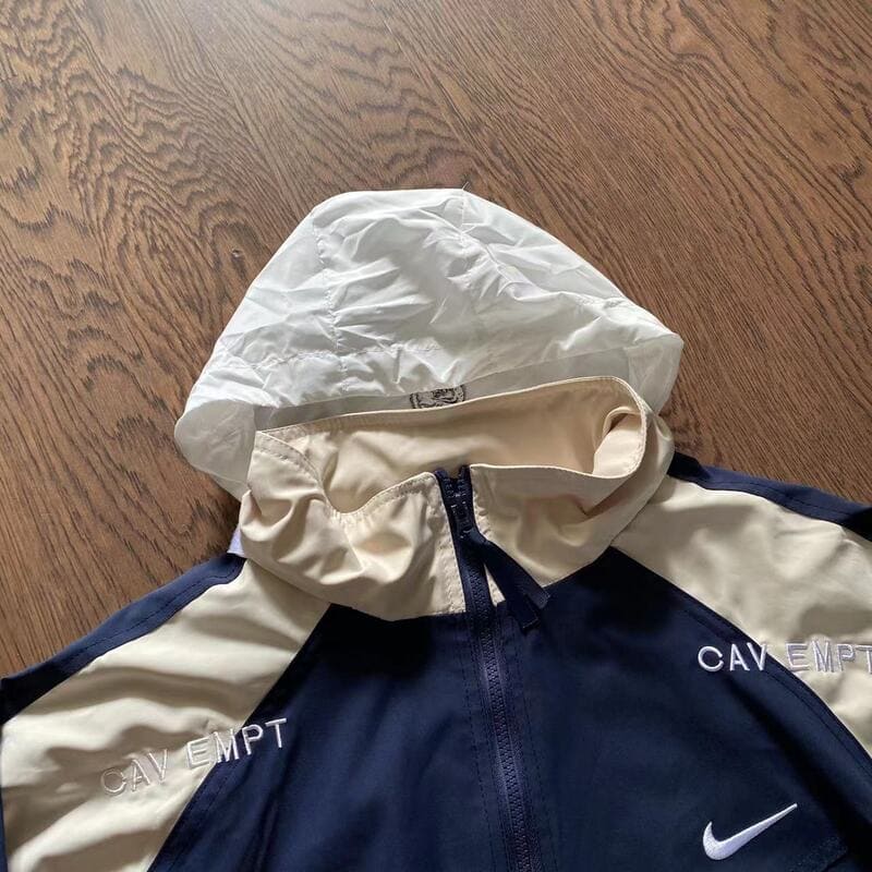 Jaqueta Nike x Cav Empt - HYPER LIST