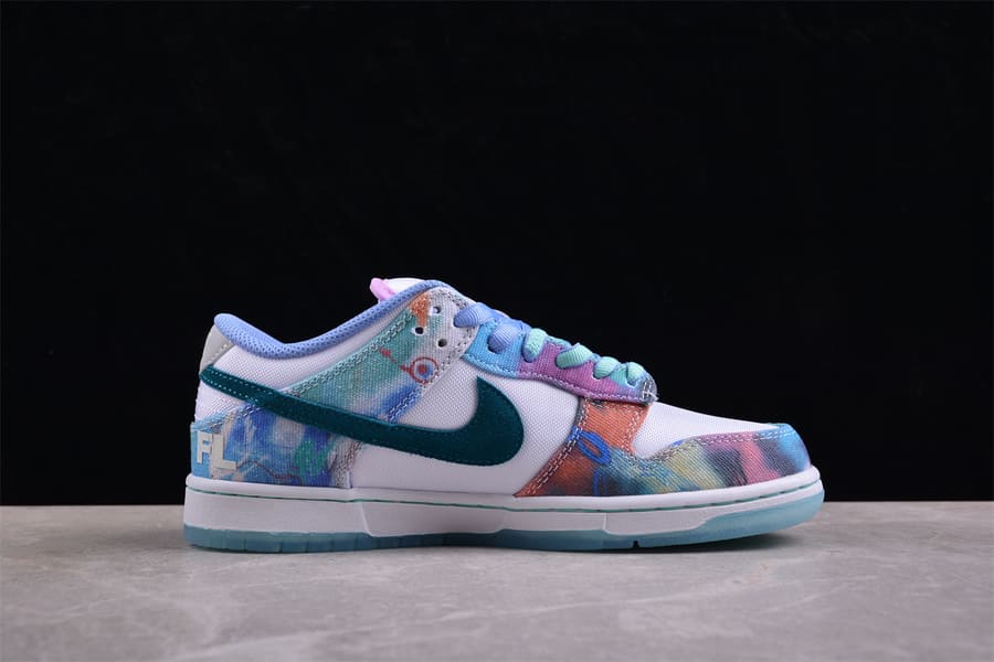 Nike SB Dunk Low Futura Laboratories Bleached Aqua - HYPER LIST