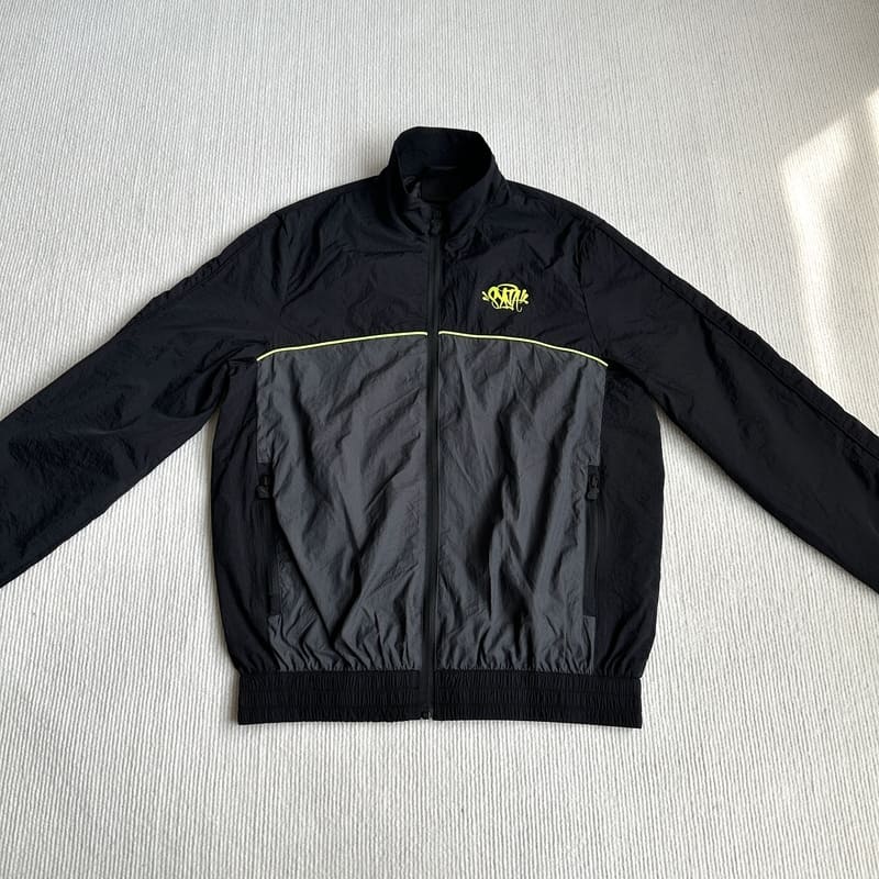 Conjunto Synaworld 'Syna Logo' Shell Preto/Cinza/Amarelo - HYPER LIST