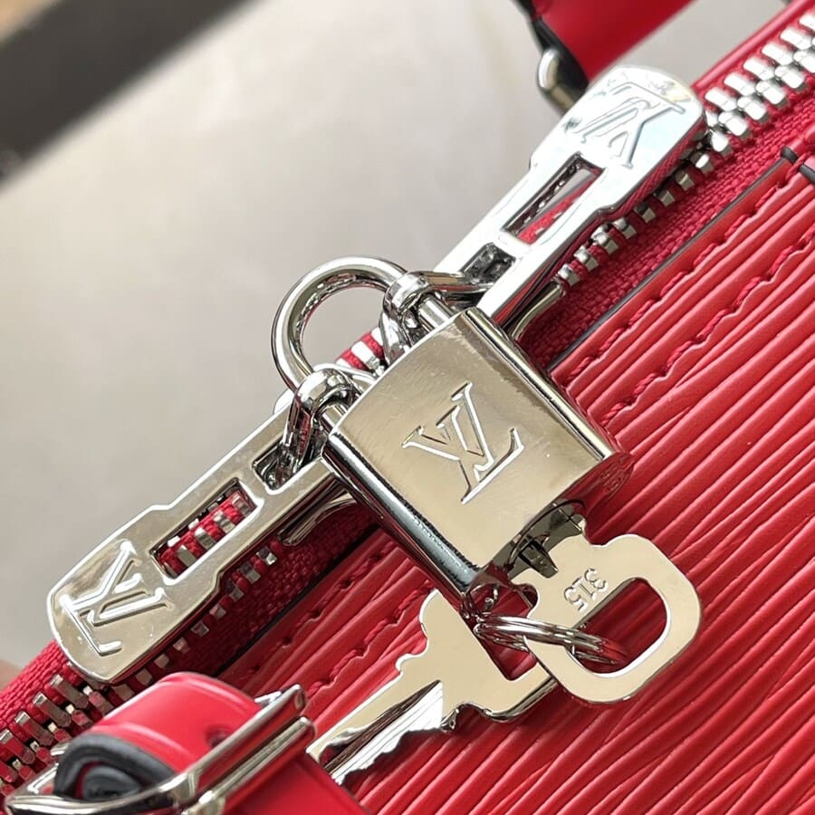 Bolsa Louis Vuitton x Supreme Keepall Bandouliere - HYPER LIST