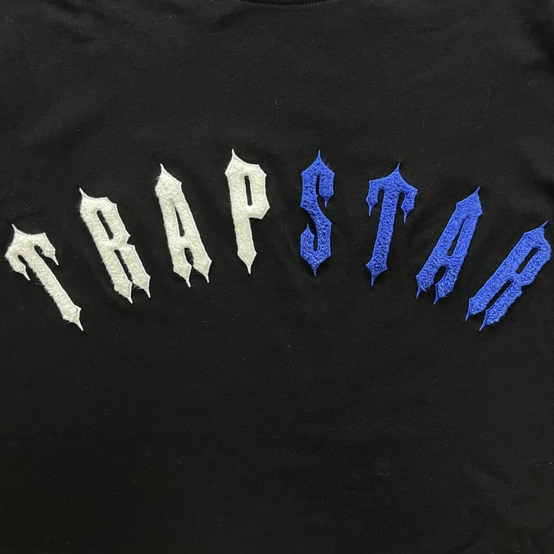 Conjunto Trapstar Irongate Arch Chenille Short Set - HYPER LIST
