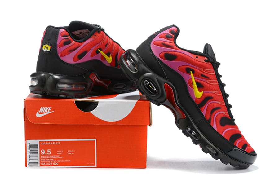 Air Max Plus TN x Supreme University Red - HYPER LIST