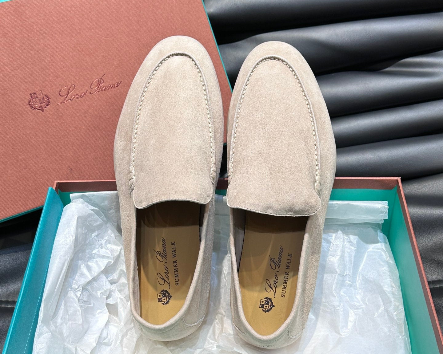 Loro Piana White - HYPER LIST