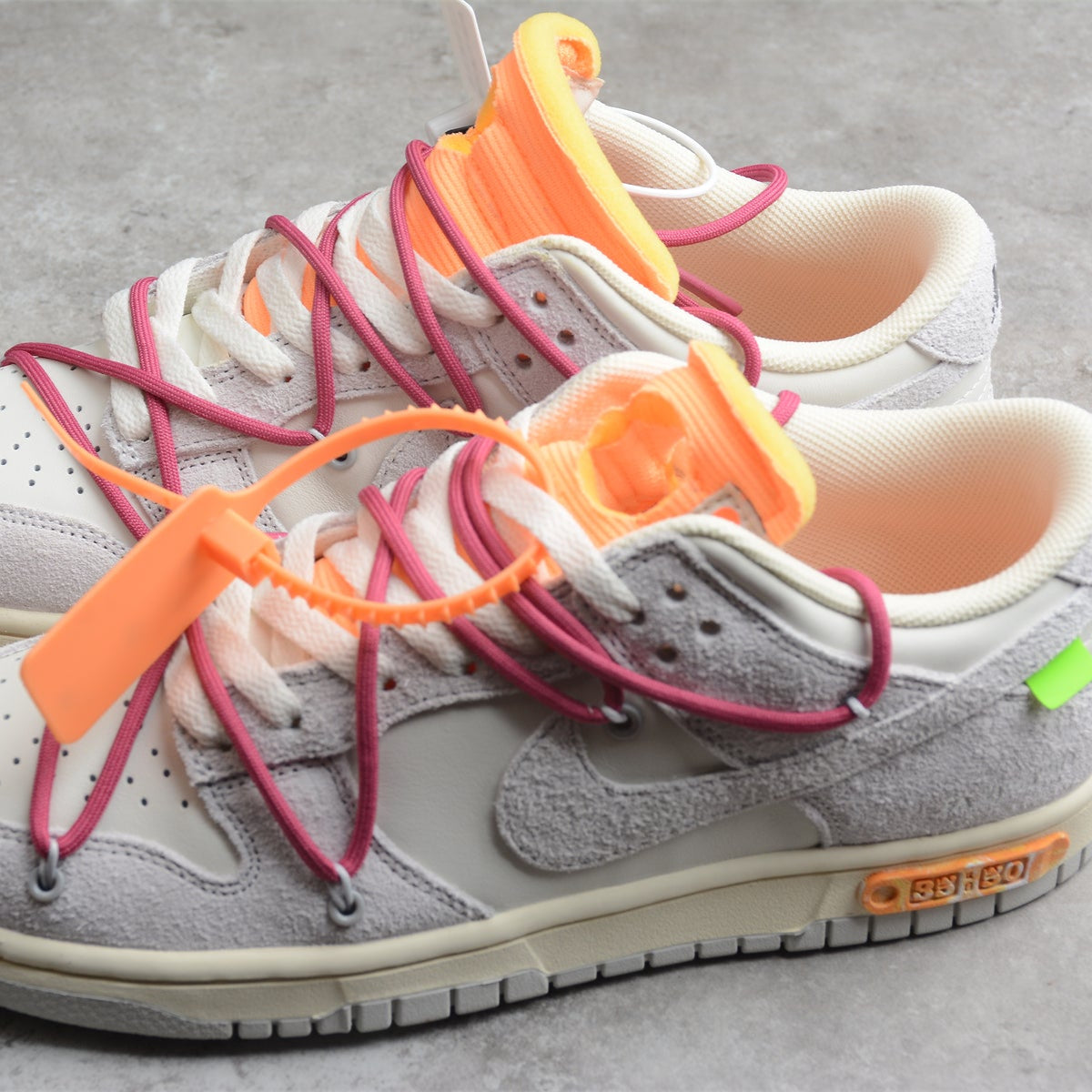OFF-WHITE x Air Force
