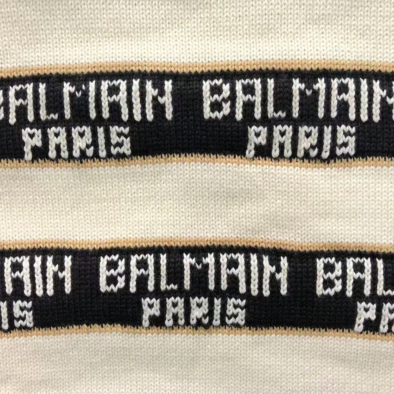 Balmain Paris Sweater H099