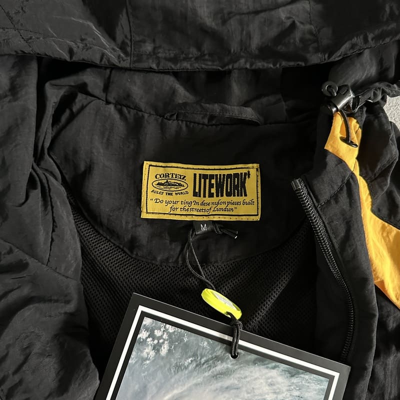 Jaqueta Corta Vento Corteiz Preto Amarelo - HYPER LIST