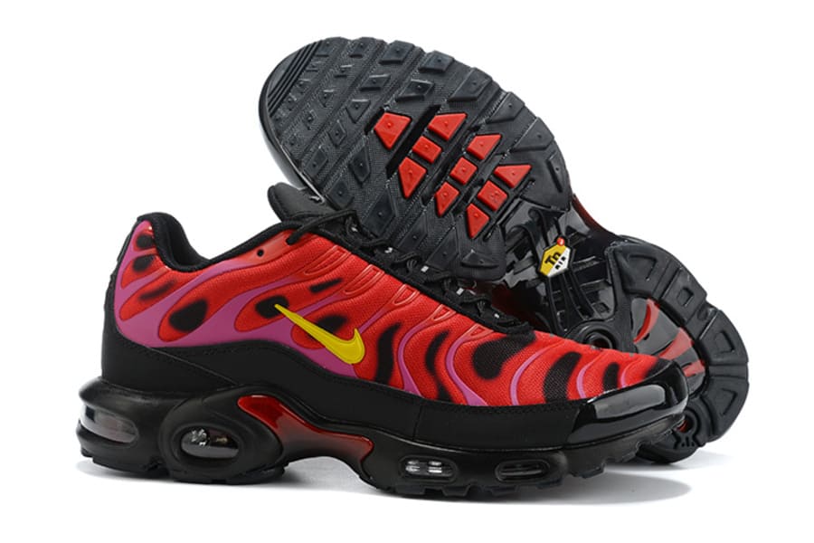 Air Max Plus TN x Supreme University Red - HYPER LIST
