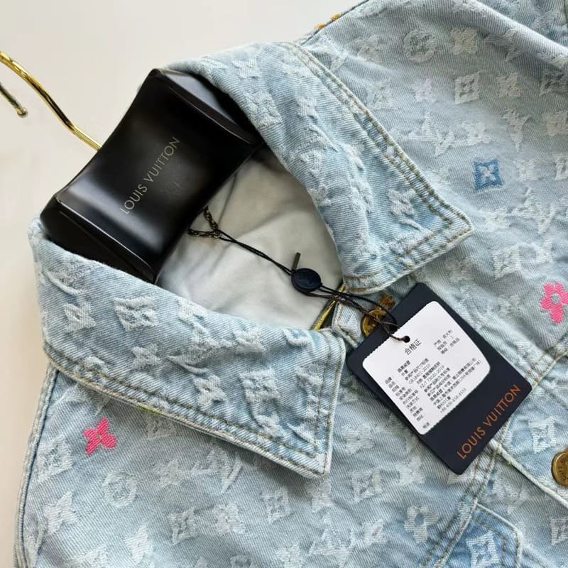 Jaqueta Louis Vuitton by Tyler, the Creator Monogram Denim - HYPER LIST