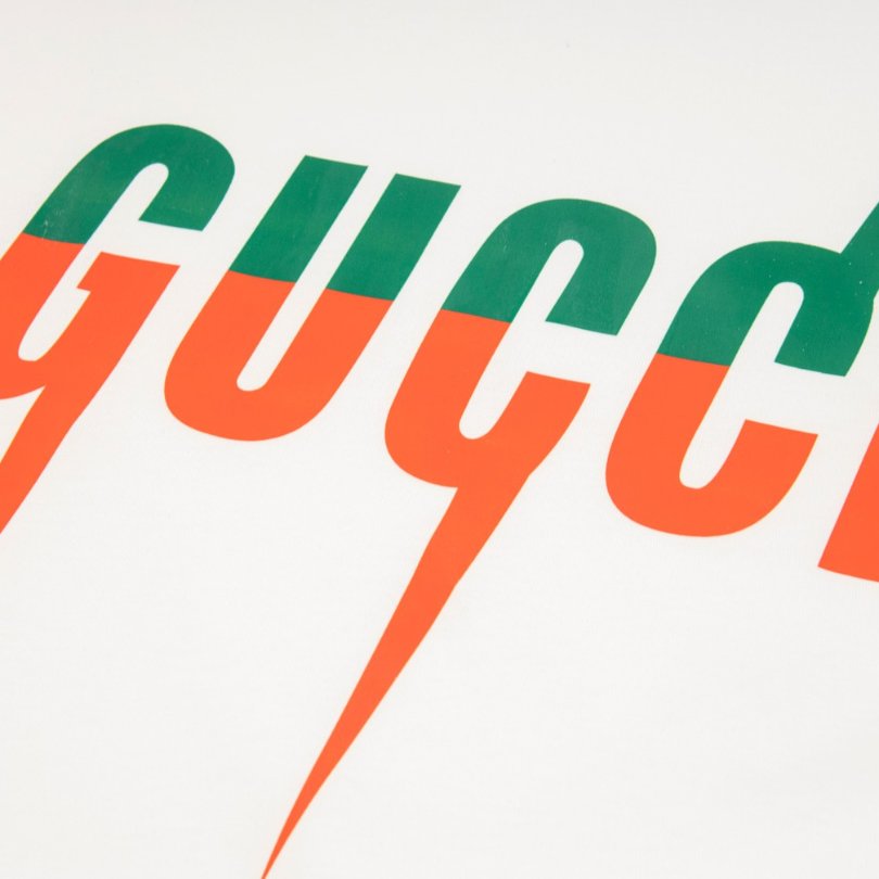 T-shirt Gucci Red Gradient Logo White GC040