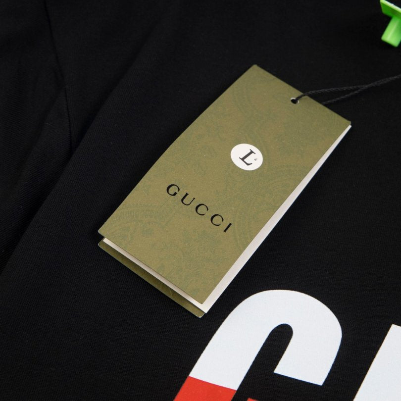 T-shirt Gucci Red Gradient Logo Black GC039