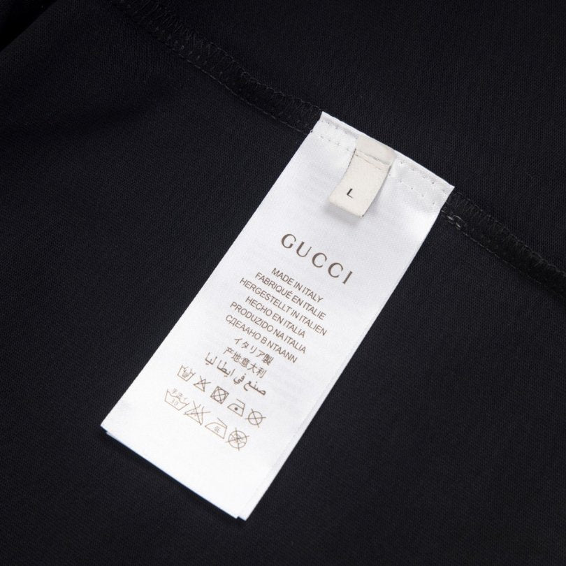 T-shirt Gucci Red Gradient Logo Black GC039