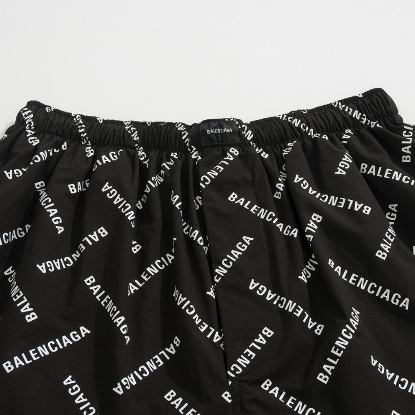 Shorts Balenciaga Allover Logo Print BL044