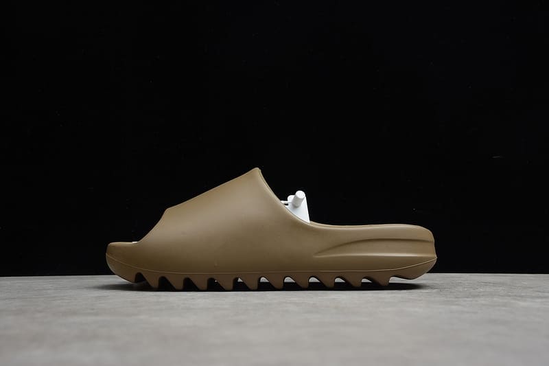 Adidas Yeezy Slide Earth Brown - HYPER LIST