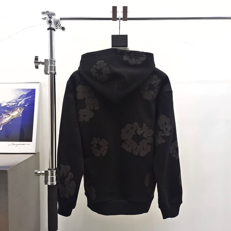 Moletom Denim Tears Cotton Wreath Black Monochrome - HYPER LIST