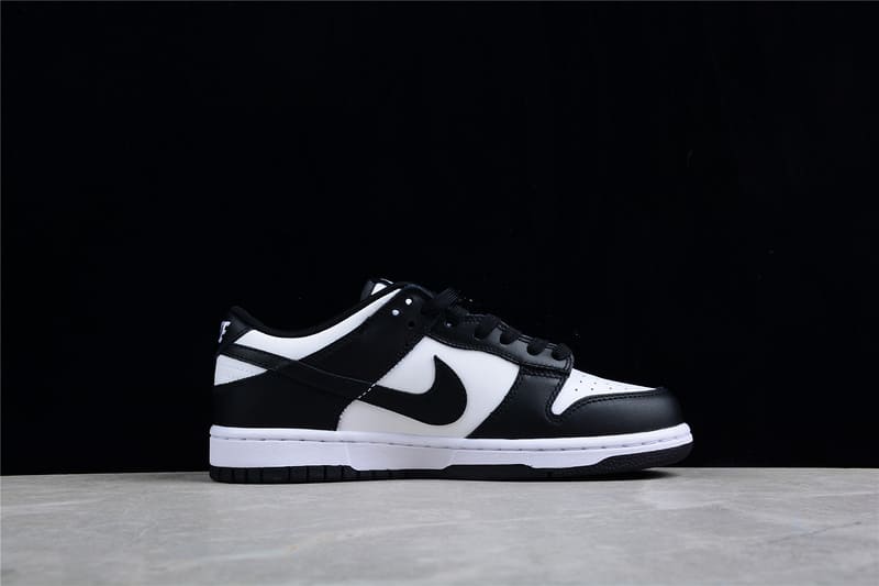 Nike Dunk SB Low Retro White Black - HYPER LIST