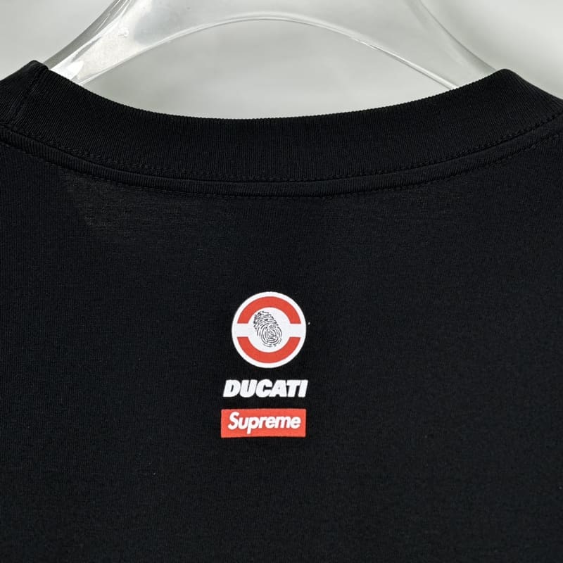 Camiseta Supreme Ducati Bike Preto - HYPER LIST