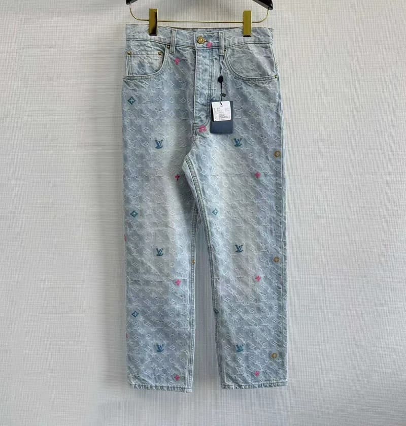Calça Louis Vuitton by Tyler, the Creator Monogram Denim - HYPER LIST