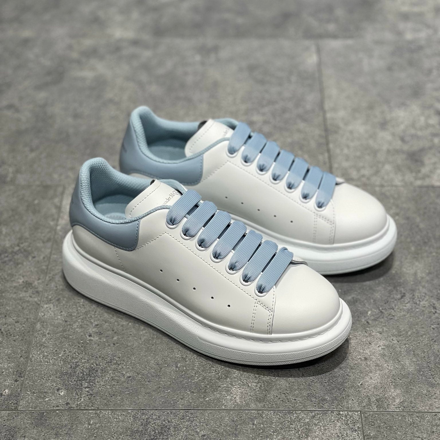 Alexander McQueen Cian - HYPER LIST