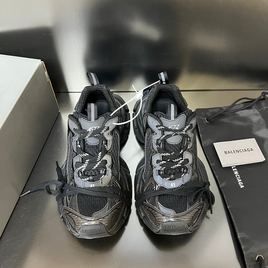 Balenciaga 3XL Black - HYPER LIST
