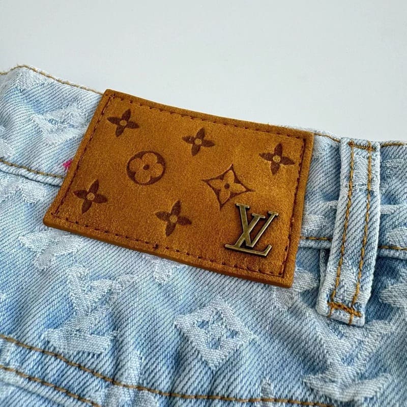 Calça Louis Vuitton by Tyler, the Creator Monogram Denim - HYPER LIST