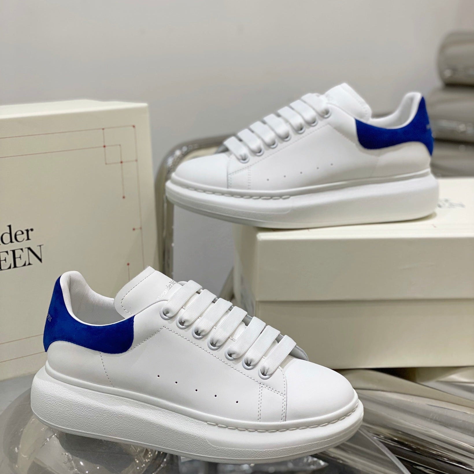 Alexander McQueen Blue - HYPER LIST