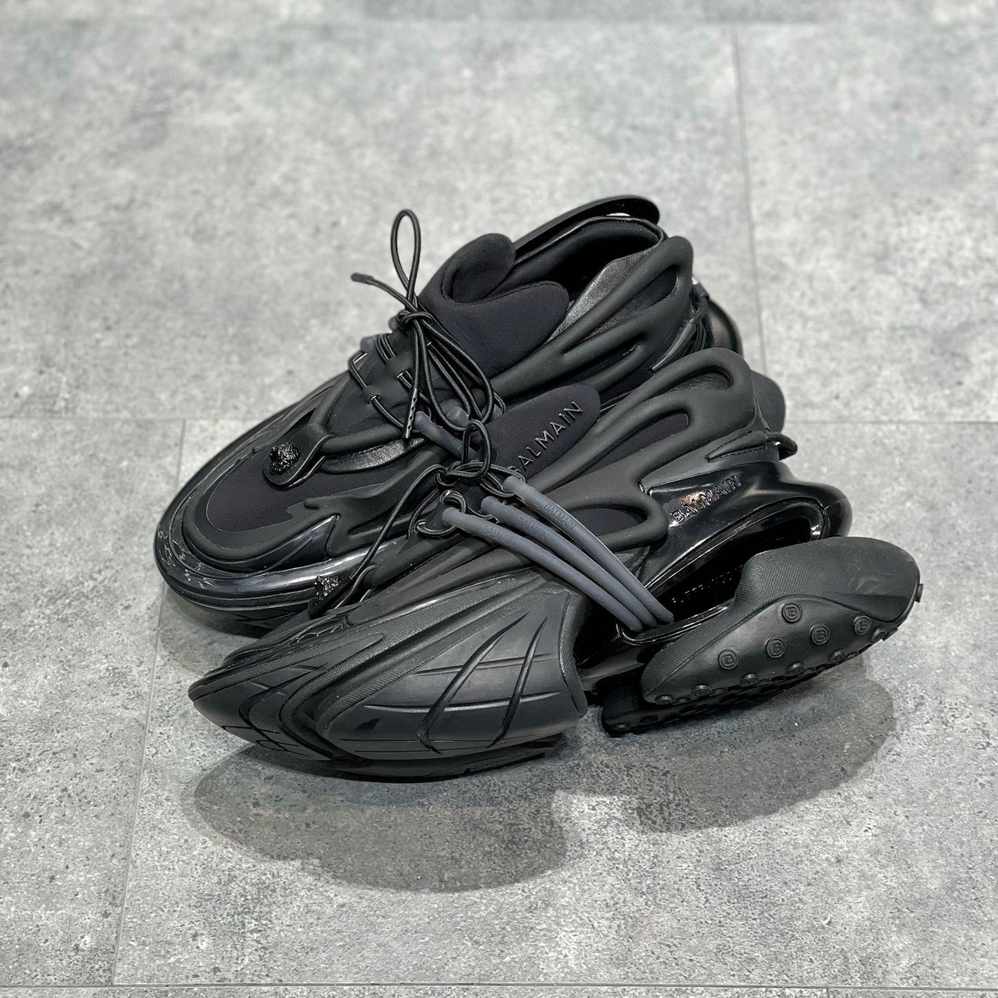 Balmain Black - HYPER LIST