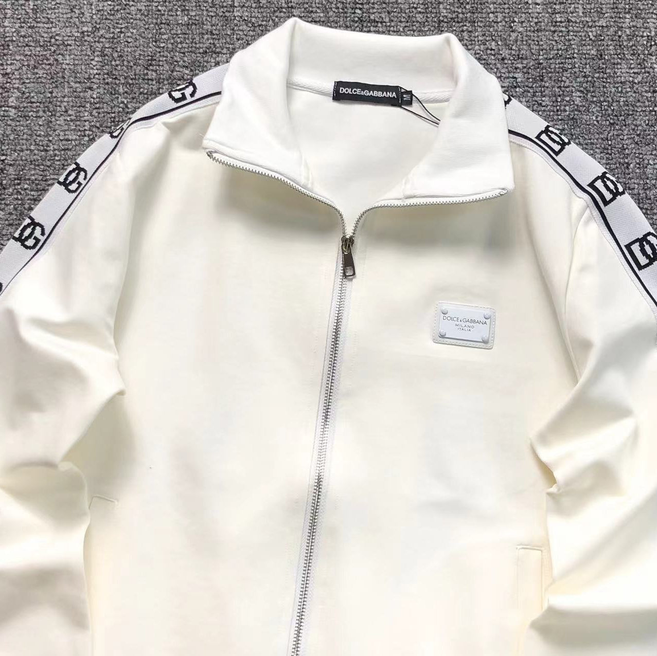 Dolce Gabbana White Tracksuit - HYPER LIST