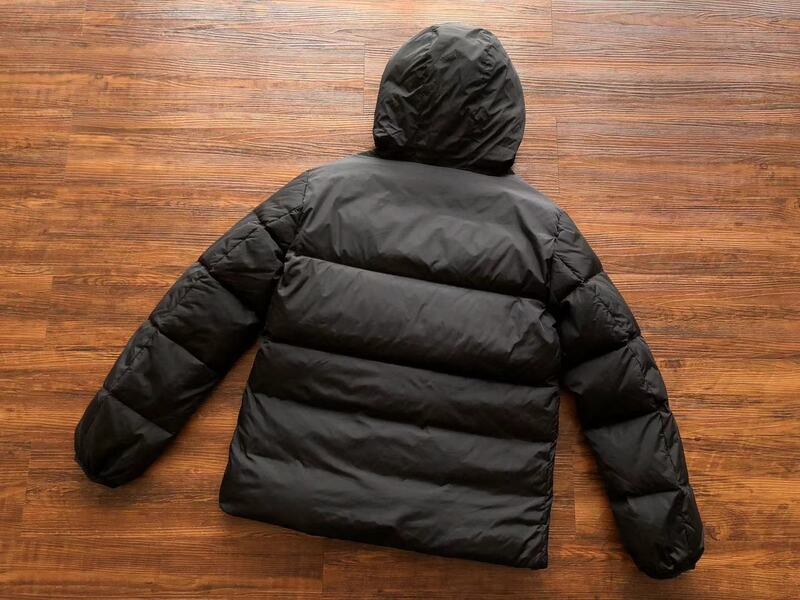 Jaqueta Moncler Montcla - HYPER LIST