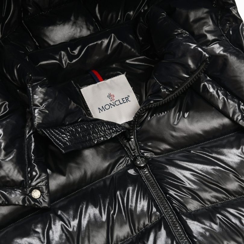 Jacket Puffer Moncler Black with Hood MCL009