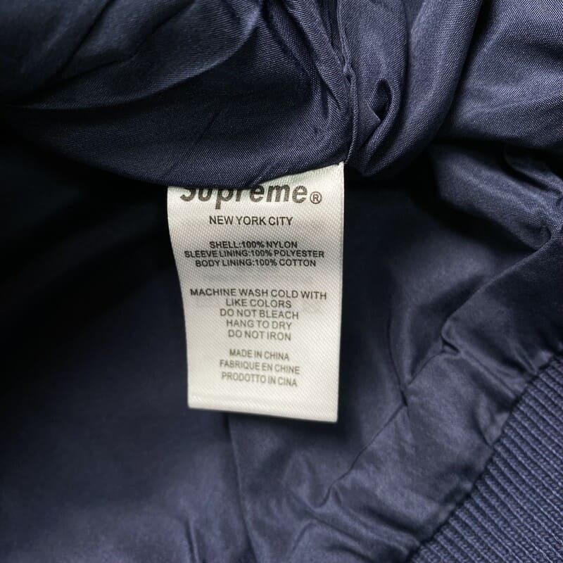 Jaqueta Supreme x New York Yankees Navy - HYPER LIST