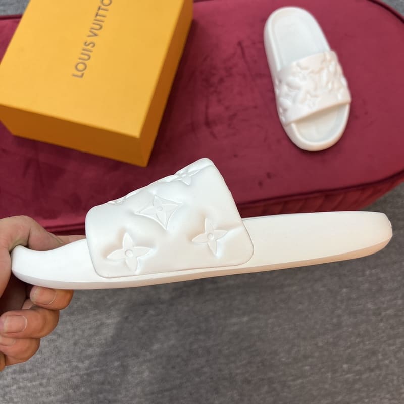 Slide Louis Vuitton Waterfront Branco - HYPER LIST