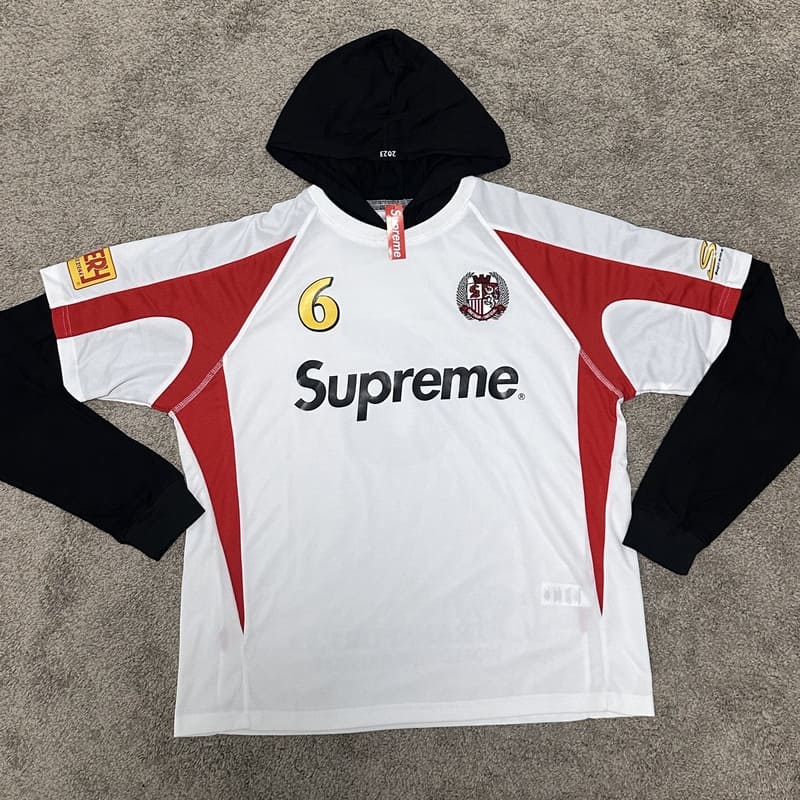 Conjunto Supreme Hooded Soccer Branco - HYPER LIST