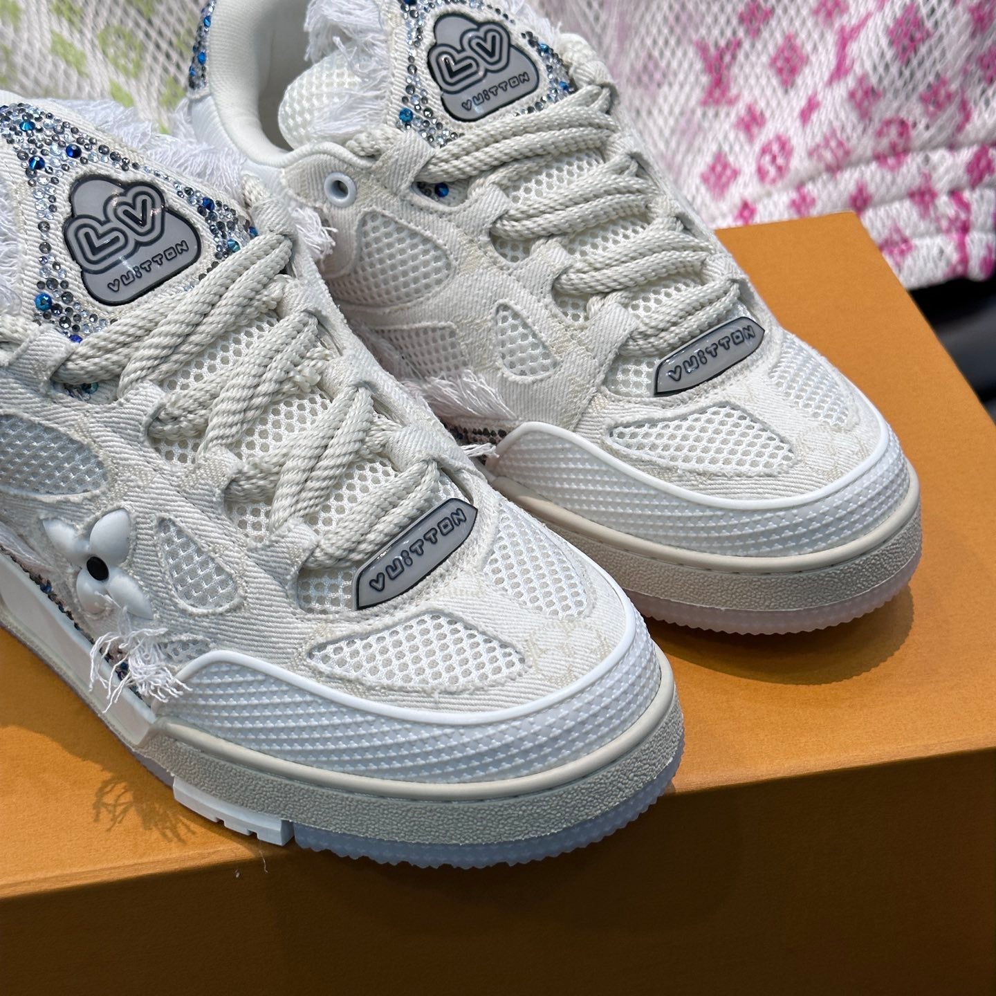 Louis Vuitton Skate White Monogram - HYPER LIST