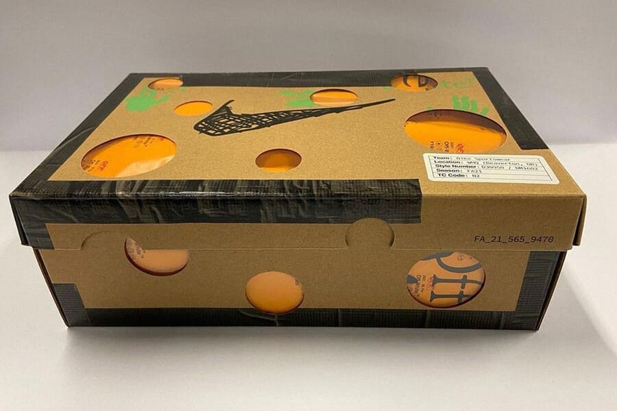 Off-White x Nike Dunk Low Lot 2 of 50 - HYPER LIST