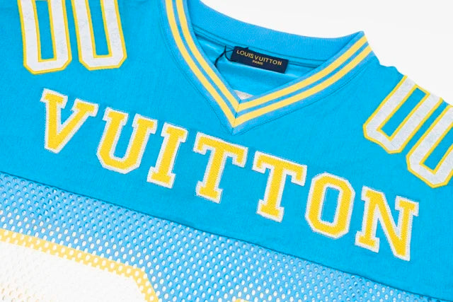 Camiseta Louis Vuitton Sporty with Patch - HYPER LIST
