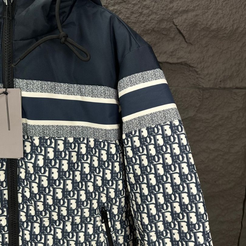 Jacket Christian Dior Monogram Hooded Puffer DO066