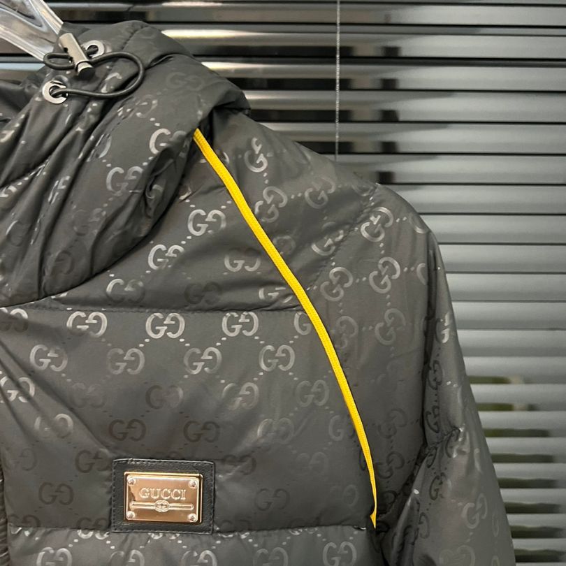 Jacket Puffer Gucci XL Monogram Hooded GC111