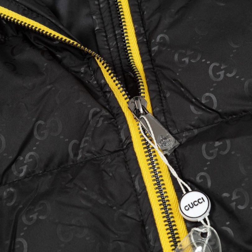 Jacket Puffer Gucci GG Monogram Hooded GC111