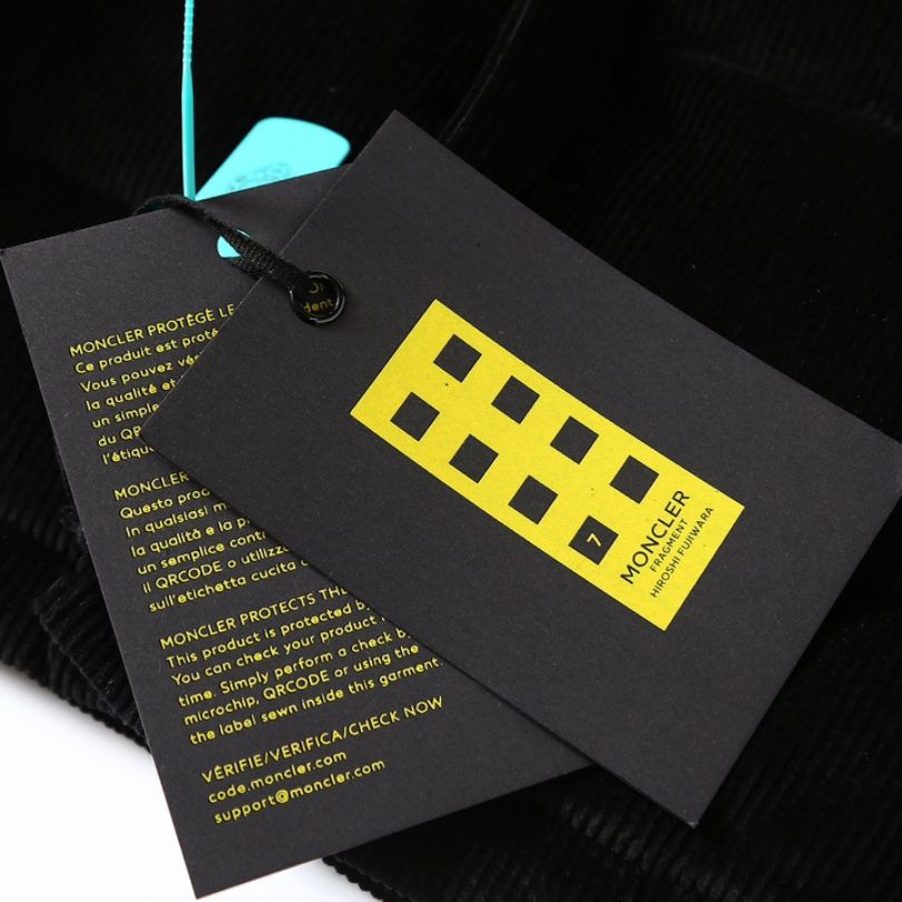 Jacket Puffer Moncler with Logo Trim Hood MCL019