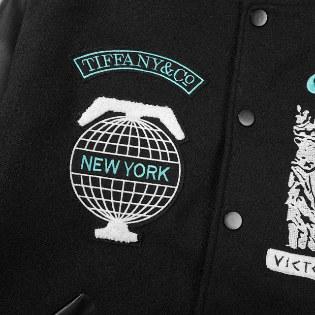 Jaqueta Nike x Tiffany & Co - HYPER LIST